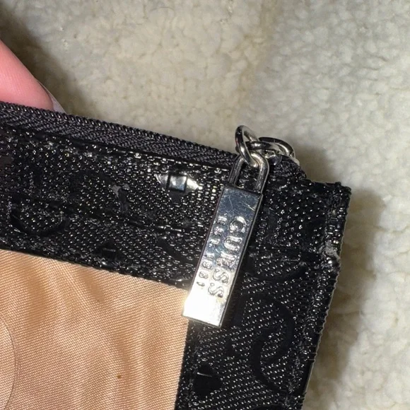 GUESS- Black and Tan Women's Card Holder - Picture 4 of 17